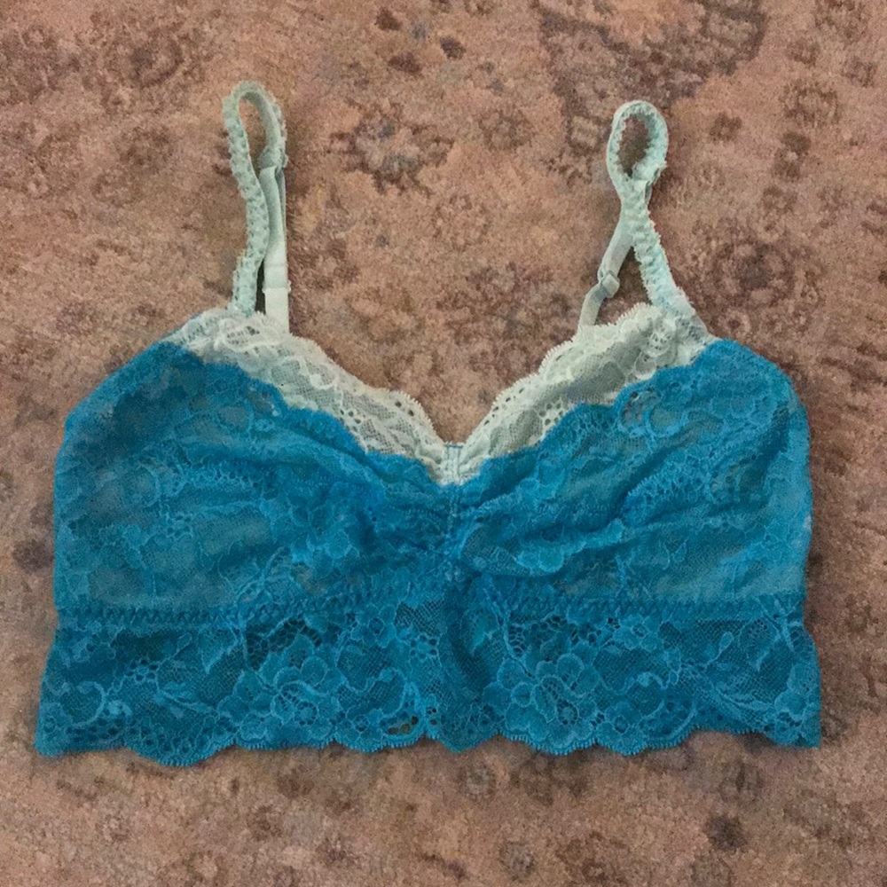 VICTORIAS SECRET PINK BRALETTE